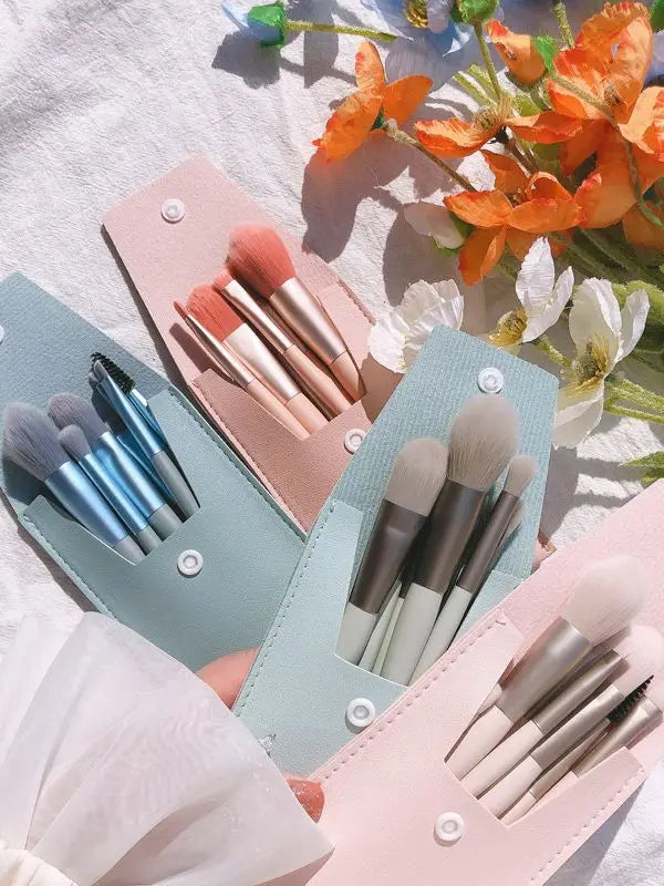 New 8Pcs Makeup Brush Set