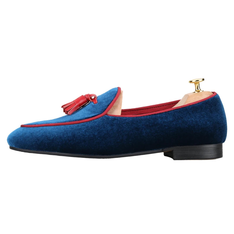 Piergitar Two Colors Top Quality Velvet Men's Loafers British Classic Style Handmade Tassels Slippers For Party And Banquet